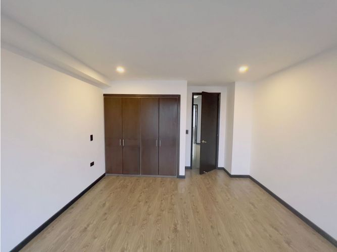 Casa de 5 alcobas en venta en Carvajal, Bogotá, 242 m² · foto 15 de 24
