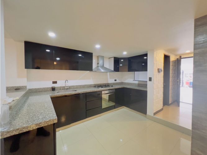 Casa de 5 alcobas en venta en Carvajal, Bogotá, 242 m² · foto 19 de 24