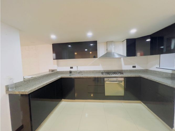 Casa de 5 alcobas en venta en Carvajal, Bogotá, 242 m² · foto 20 de 24