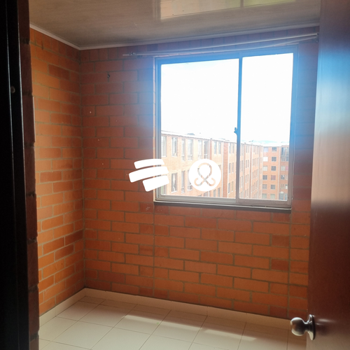 Apartamento de 3 alcobas en venta en San Pedro, Madrid · foto 2 de 9