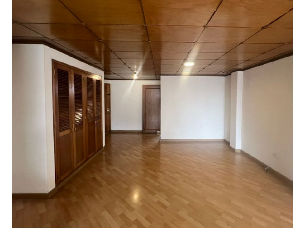 Apartamento en venta en El Contador, Bogotá · foto 2 de 18