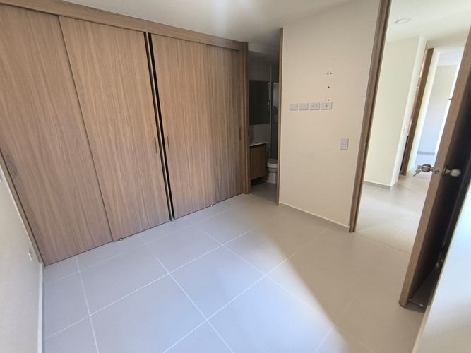 Apartamento de 3 alcobas en venta en Loma De La Doctora, Sabaneta, 62 m² · foto 11 de 24