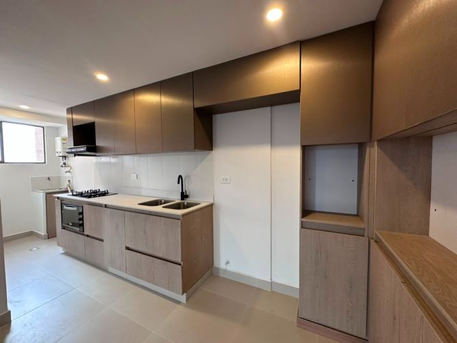 Apartamento de 2 alcobas en arriendo en El Poblado, Medellín, 70 m² · foto 7 de 17