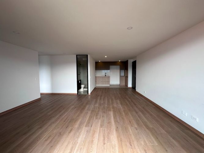 Apartamento de 2 alcobas en arriendo en El Poblado, Medellín, 70 m² · foto 6 de 17
