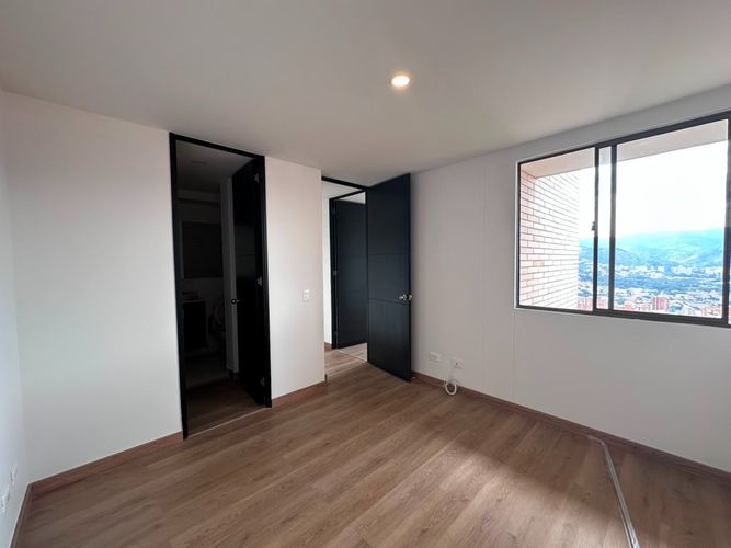 Apartamento de 2 alcobas en arriendo en El Poblado, Medellín, 70 m² · foto 15 de 17