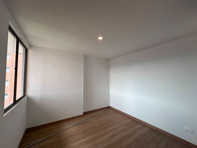 Apartamento de 2 alcobas en arriendo en El Poblado, Medellín, 70 m² · foto 12 de 17
