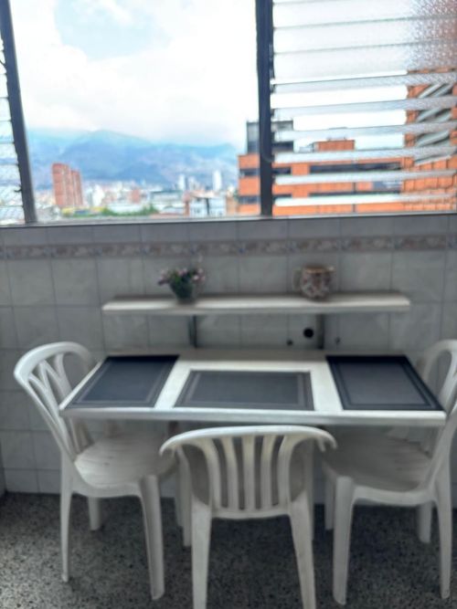 Apartamento de 4 alcobas en venta en San Joaquin, Medellín, 136 m² · foto 18 de 24