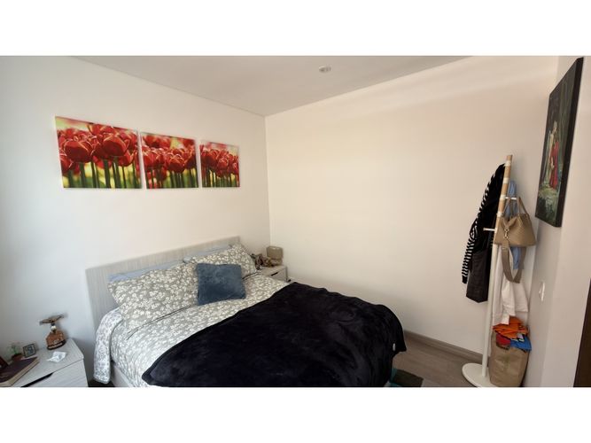 Apartaestudio en venta en Santa Barbara, Bogotá, 112 m² · foto 3 de 5