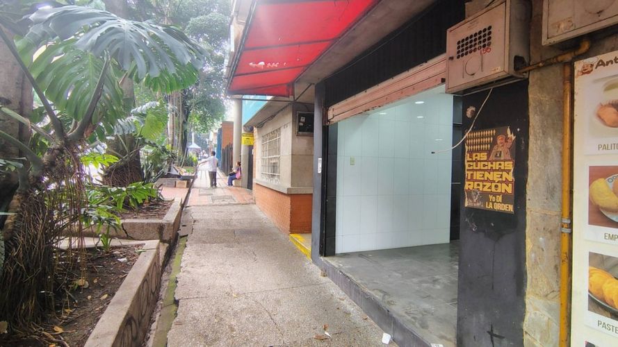 Local en arriendo en Boston, Medellín, 20 m² · foto 12 de 16