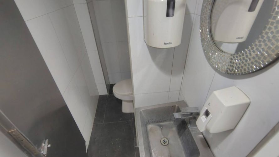 Local en arriendo en Boston, Medellín, 20 m² · foto 14 de 16