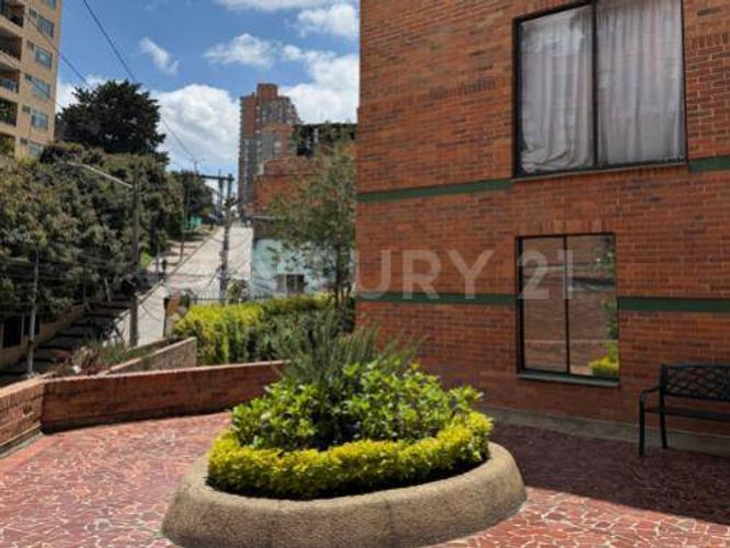 Apartamento en venta en Chapinero Alto, Bogotá · foto 11 de 15