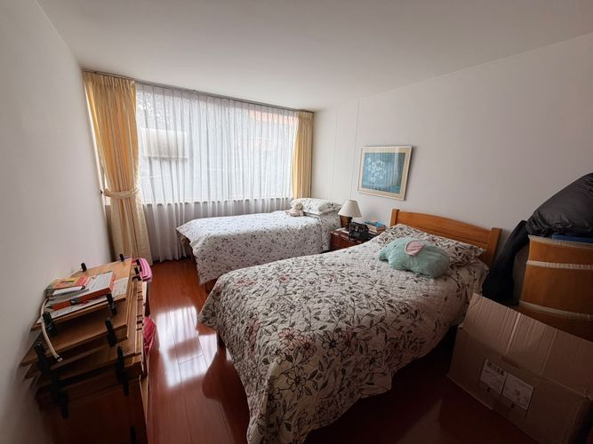 Apartamento de 3 alcobas en venta en Chico, Bogotá, 130 m² · foto 4 de 24