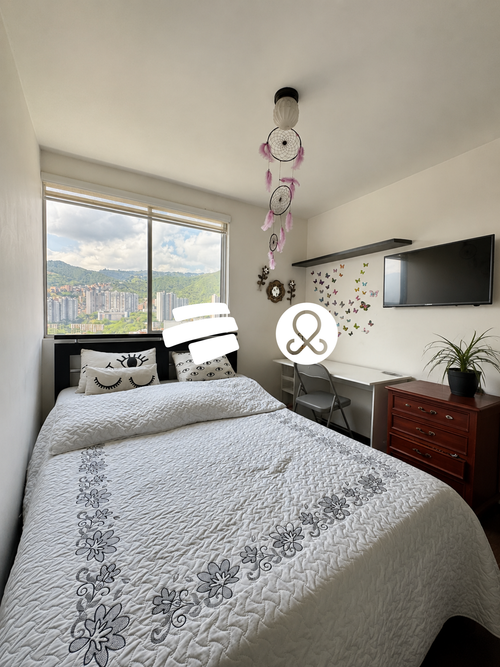 Apartamento de 3 alcobas en venta en Loma De Los Bernal, Medellín, 78 m² · foto 8 de 11