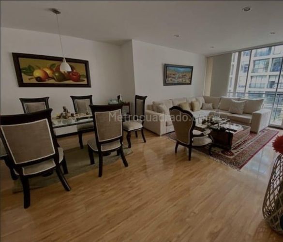 Apartamento de 3 alcobas en venta en Cedritos, Bogotá, 111 m² · foto 3 de 12