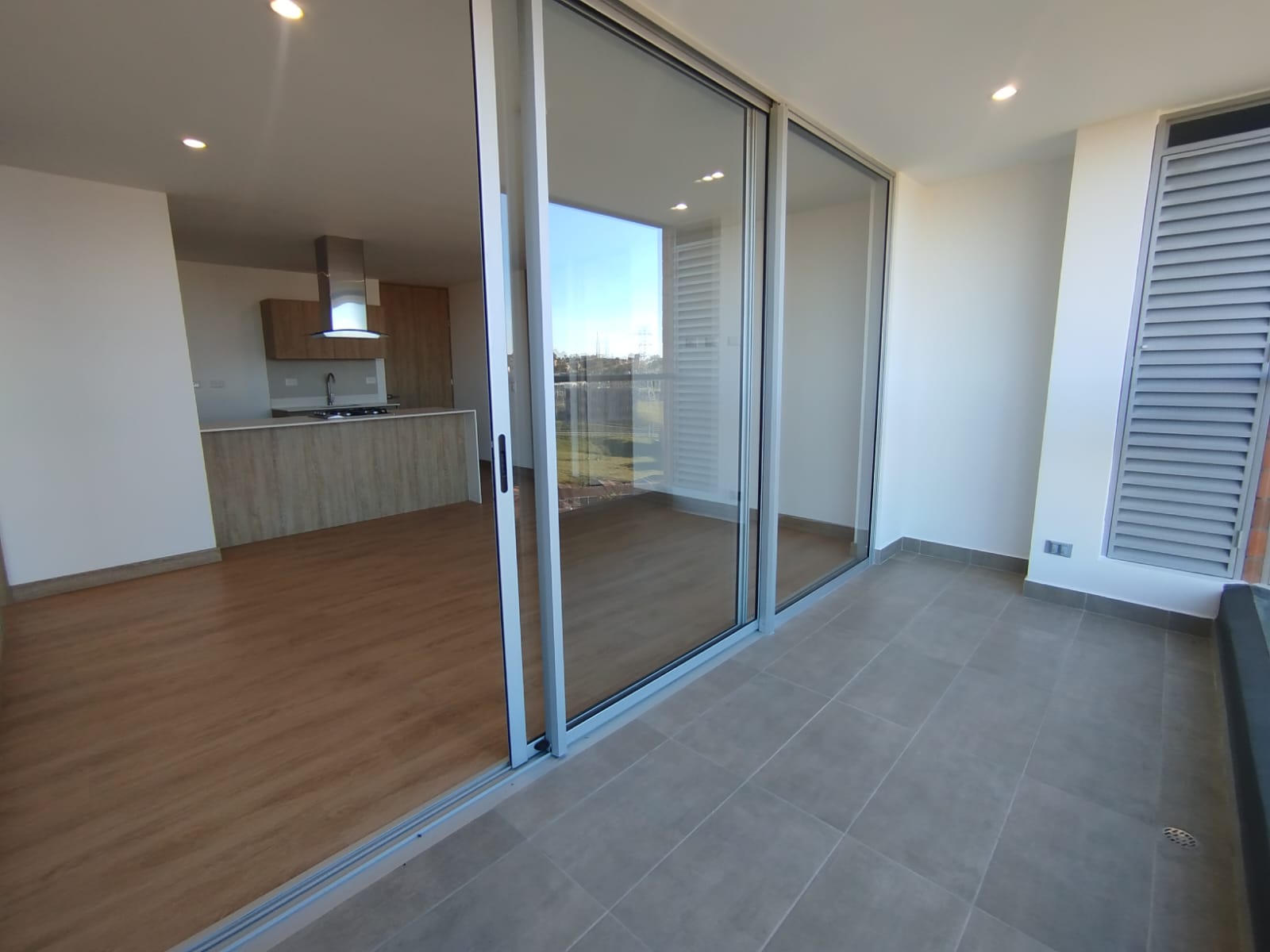 Apartamento en arriendo en Centro, Rionegro · foto 4 de 14