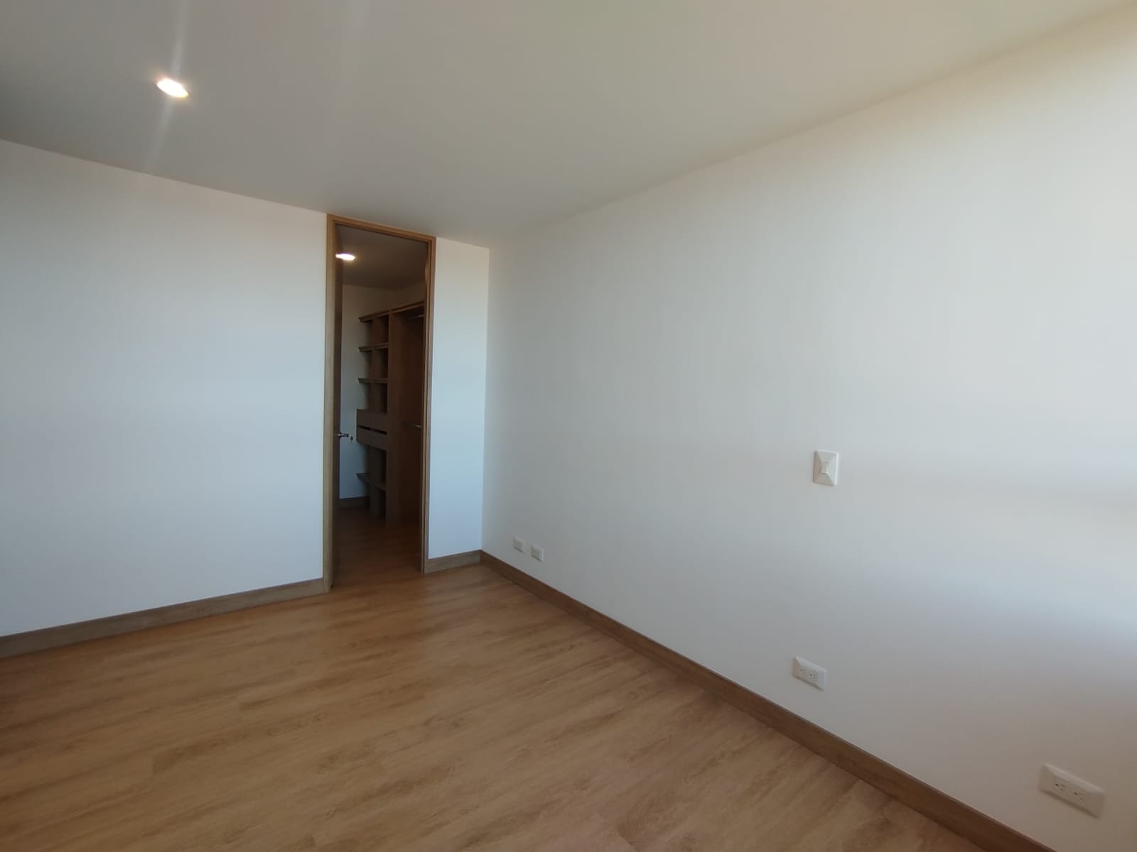 Apartamento en arriendo en Centro, Rionegro · foto 8 de 14