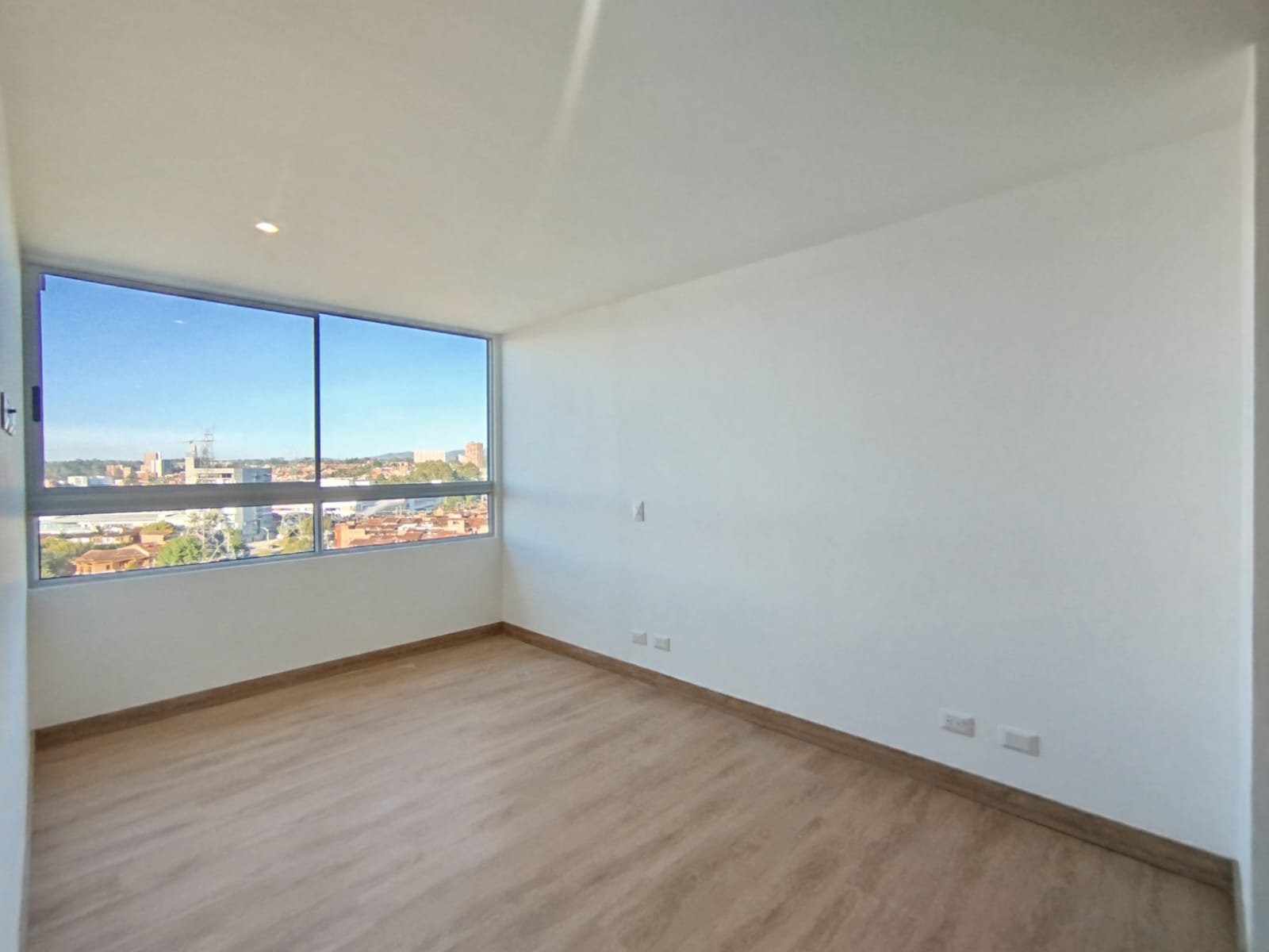Apartamento en arriendo en Centro, Rionegro · foto 10 de 14