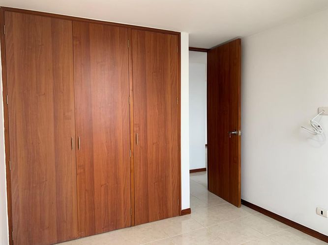 Apartamento de 3 alcobas en arriendo en San Lucas, Medellín, 100 m² · foto 11 de 17