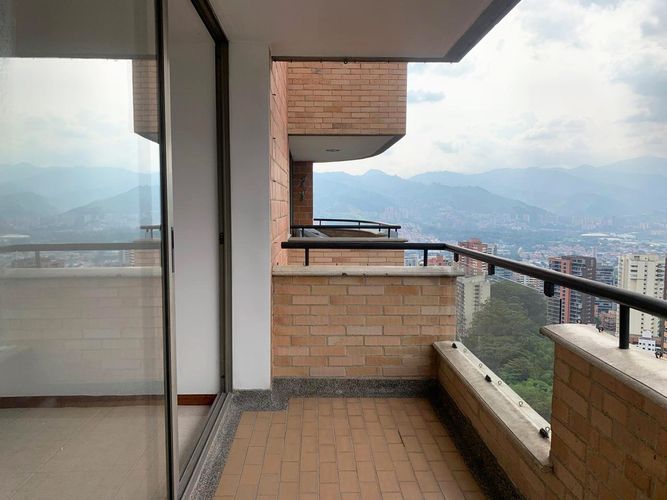 Apartamento de 3 alcobas en arriendo en San Lucas, Medellín, 100 m² · foto 16 de 17