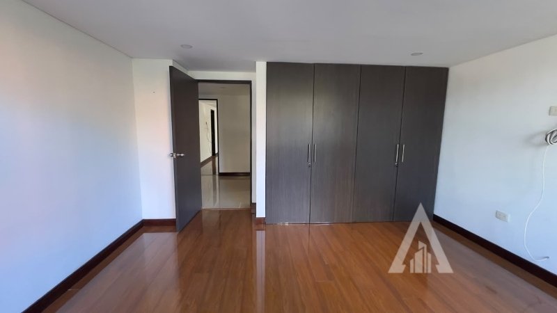 Apartamento en arriendo en El Poblado, Medellín · foto 23 de 24