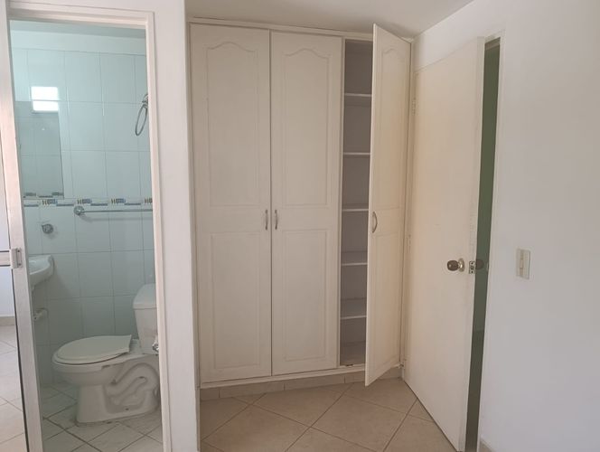 Apartamento de 2 alcobas en arriendo en Lorena, Medellín, 70 m² · foto 3 de 11