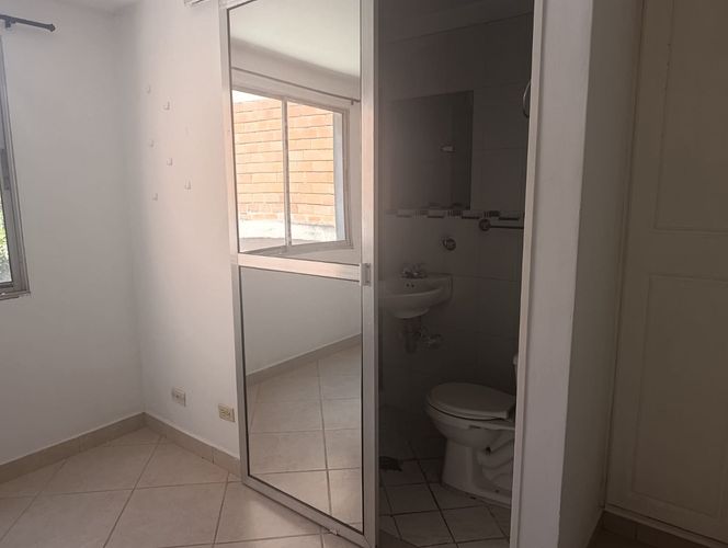 Apartamento de 2 alcobas en arriendo en Lorena, Medellín, 70 m² · foto 8 de 11