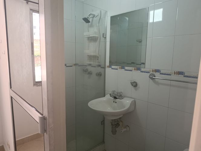 Apartamento de 2 alcobas en arriendo en Lorena, Medellín, 70 m² · foto 9 de 11
