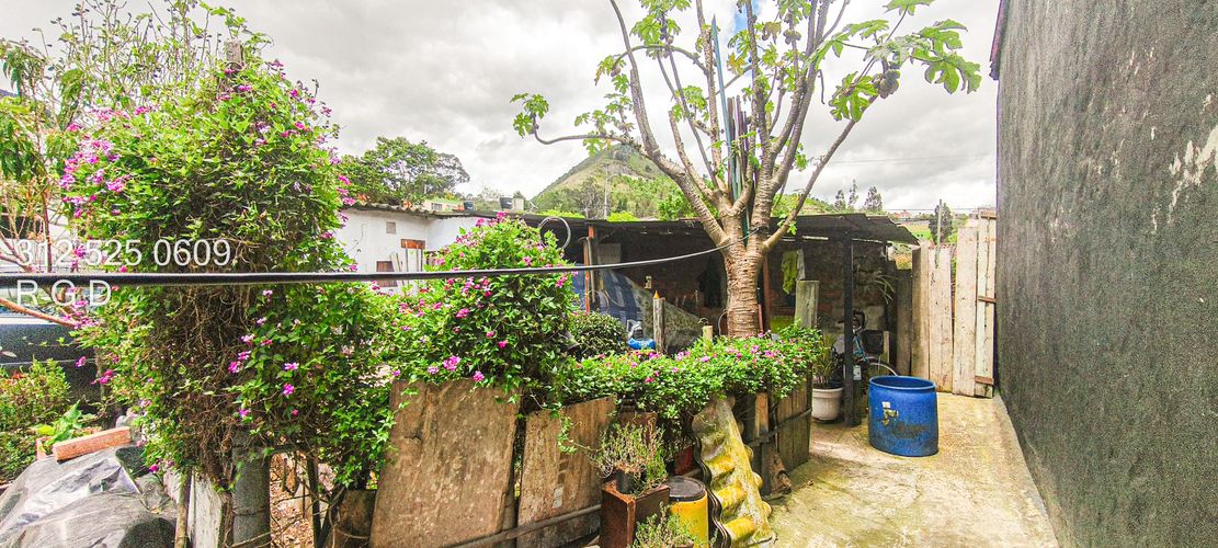 Casa de 5 alcobas en venta en Centro, Sopó, 364 m² · foto 3 de 21