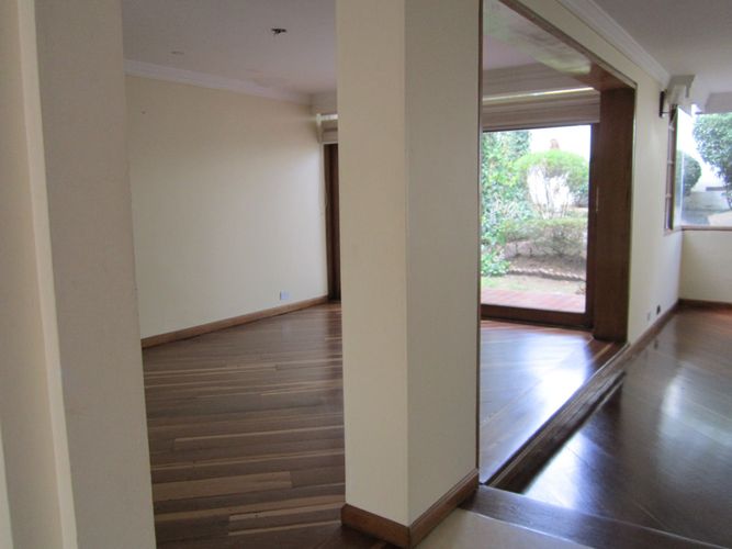 Casa de 5 alcobas en venta en Calatrava, Bogotá, 271 m² · foto 7 de 24