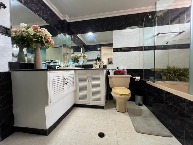 Casa de 3 alcobas en venta en El Poblado, Medellín, 198 m² · foto 15 de 17