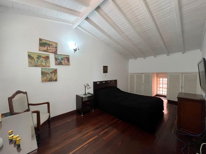 Casa de 3 alcobas en venta en El Poblado, Medellín, 198 m² · foto 8 de 17