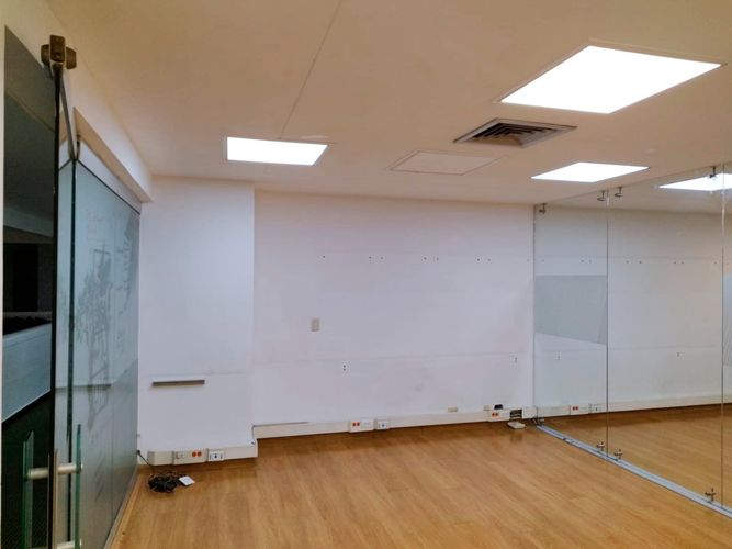 Oficina en arriendo en El Poblado, Medellín, 65 m² · foto 5 de 11