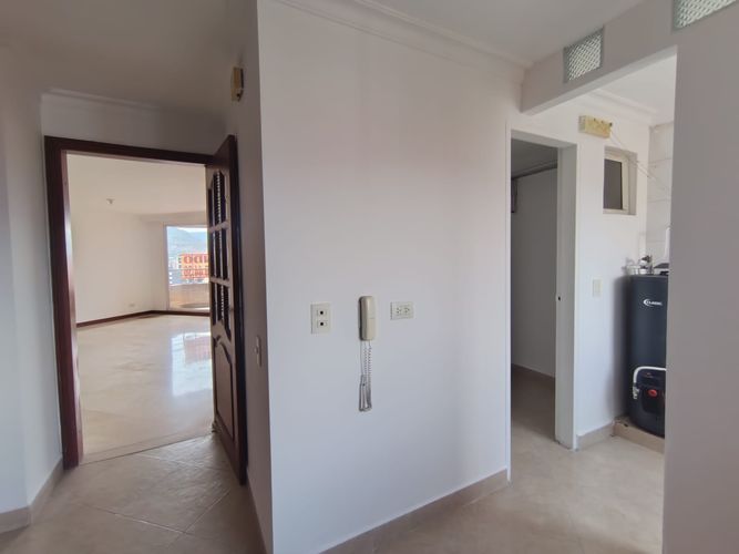Apartamento de 3 alcobas en arriendo en Laureles, Medellín, 180 m² · foto 10 de 20