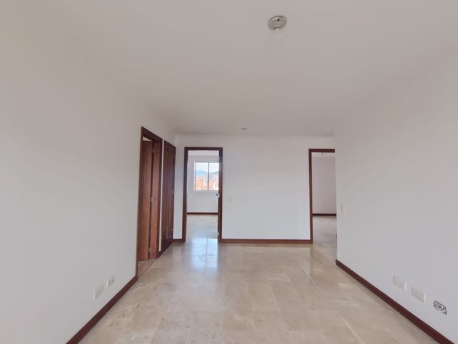 Apartamento de 3 alcobas en arriendo en Laureles, Medellín, 180 m² · foto 15 de 20