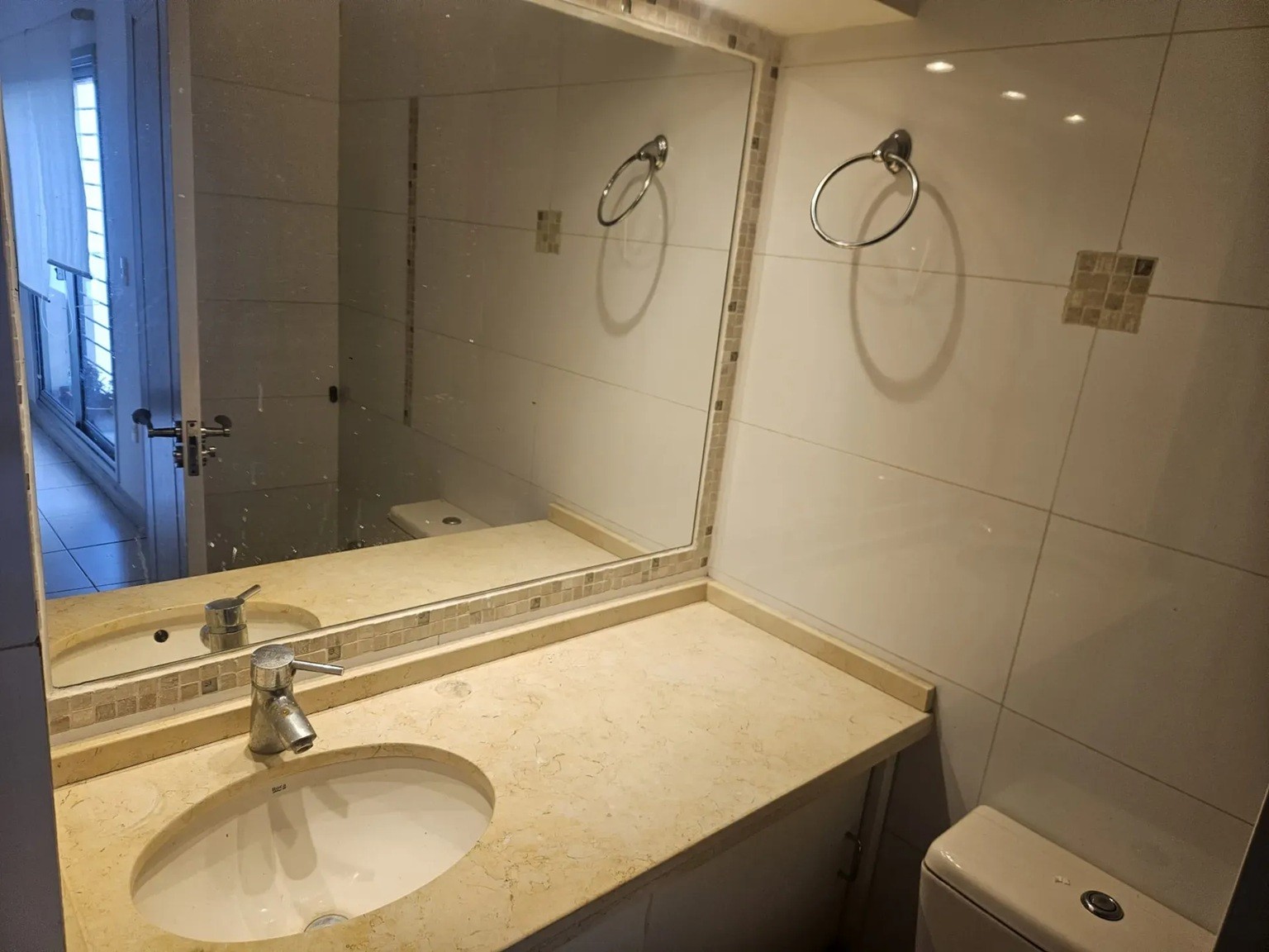ALQUILER EN POCITOS DE 1  DORMITORIO, PISO 1 POR ESCALERA, LUMINOSO, PARRILLERO COMUN, GASTOS COMUNES BAJOS · Foto 10