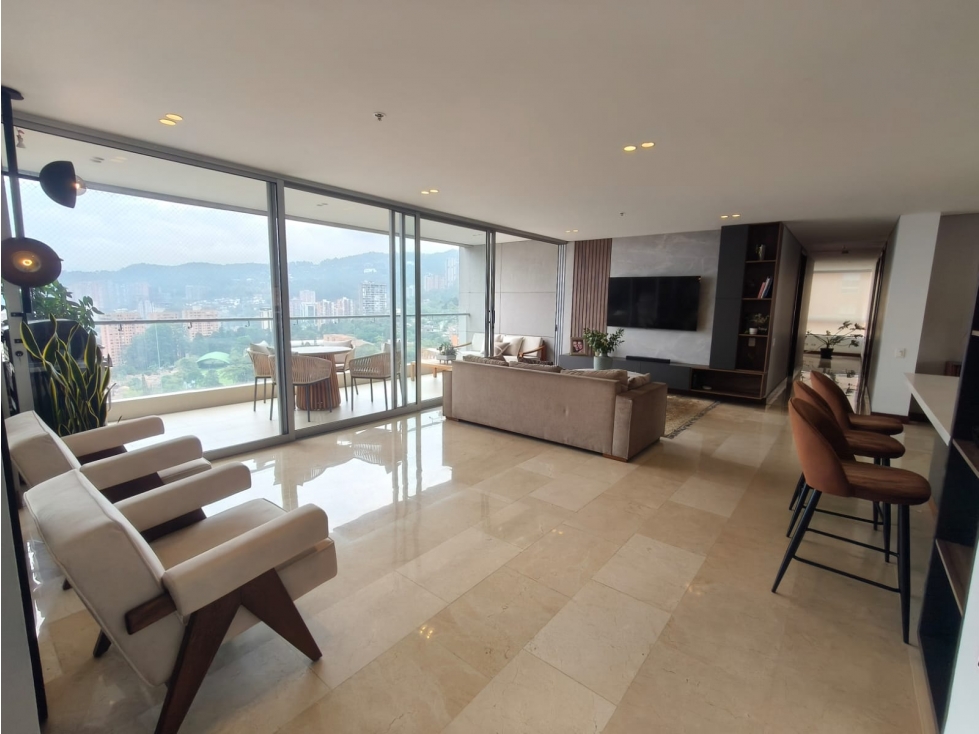 Apartamento en venta en El Tesoro, Medellín · foto 4 de 24