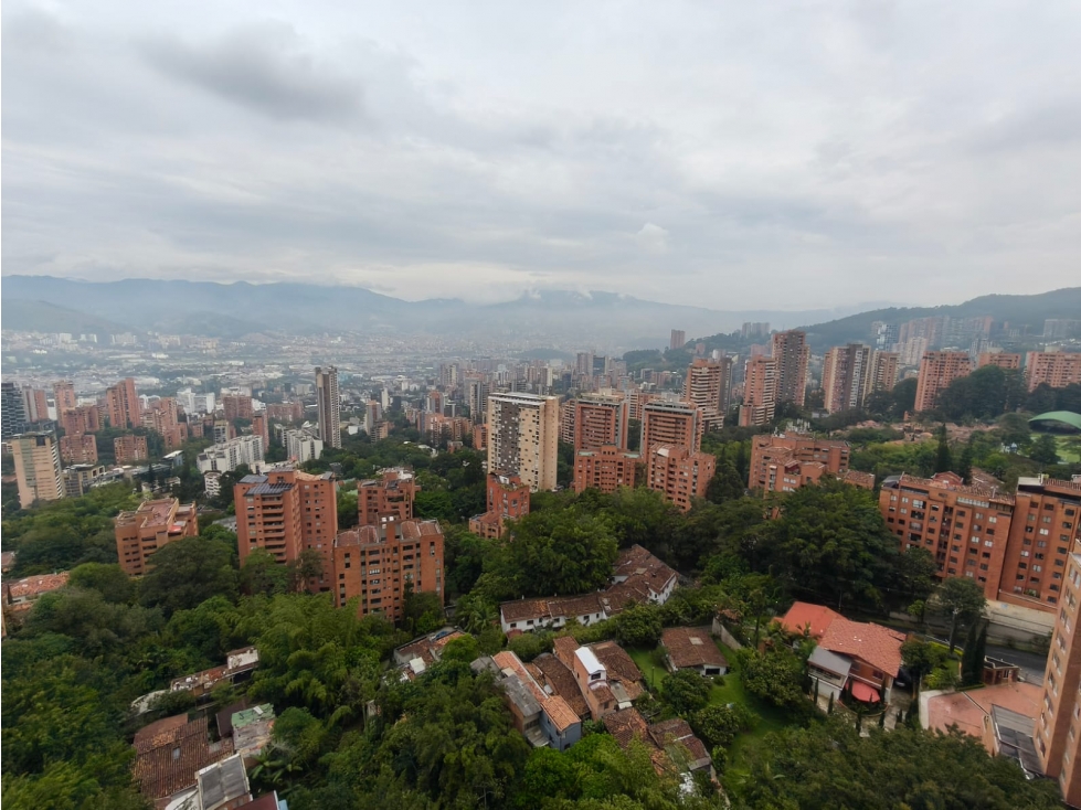 Apartamento en venta en El Tesoro, Medellín · foto 5 de 24