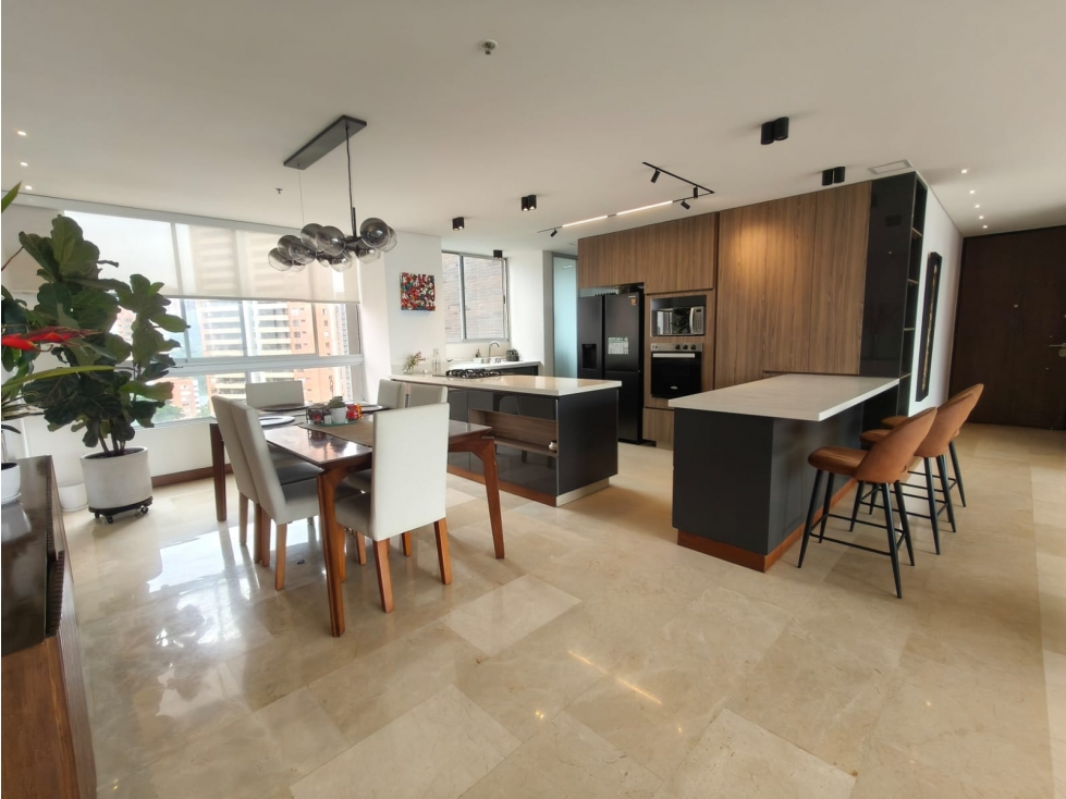 Apartamento en venta en El Tesoro, Medellín · foto 10 de 24