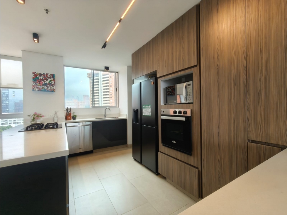 Apartamento en venta en El Tesoro, Medellín · foto 13 de 24