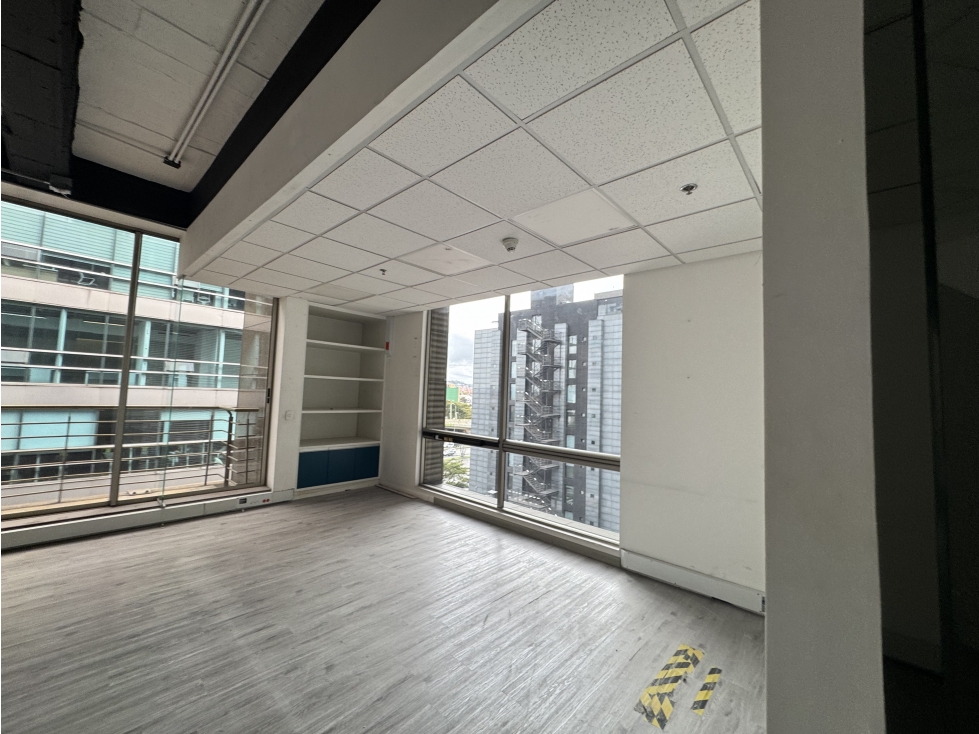 Oficina en Arriendo en Chico norte, Bogotá