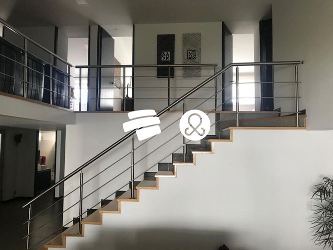 Casa de 5 alcobas en venta en Niza, Bogotá, 325 m² · foto 4 de 16