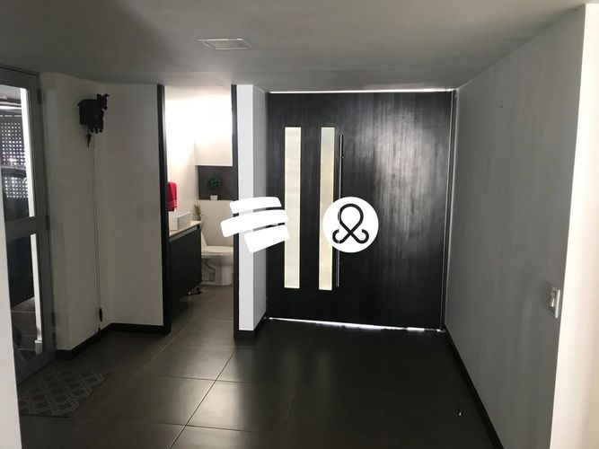 Casa de 5 alcobas en venta en Niza, Bogotá, 325 m² · foto 6 de 16