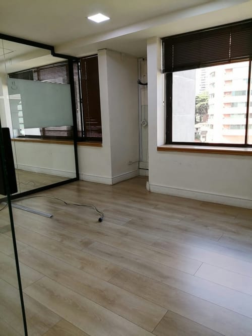 Oficina en venta en El Poblado, Medellín, 142 m² · foto 6 de 10