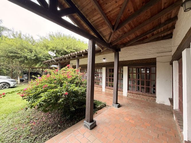 Casa de 3 alcobas en venta en Rozo, Palmira, 299 m² · foto 3 de 23