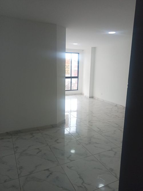 Apartamento de 3 alcobas en venta en Quiroga, Bogotá, 64 m² · foto 3 de 24