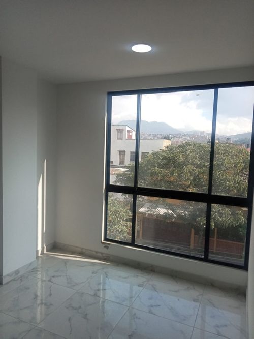 Apartamento de 3 alcobas en venta en Quiroga, Bogotá, 64 m² · foto 21 de 24