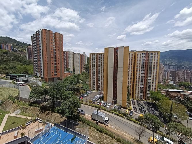 Apartamento de 3 alcobas en arriendo en Señorial, Envigado, 70 m² · foto 16 de 18
