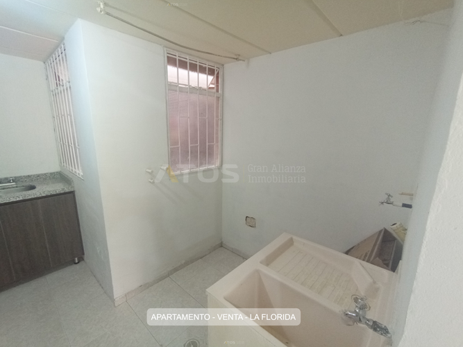 Apartamento de 3 alcobas en venta en La Florida, Tunja, 67 m² · foto 6 de 12