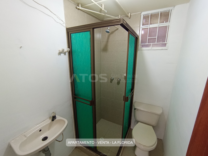 Apartamento de 3 alcobas en venta en La Florida, Tunja, 67 m² · foto 8 de 12