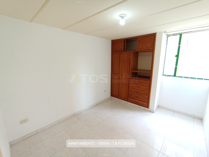 Apartamento de 3 alcobas en venta en La Florida, Tunja, 67 m² · foto 11 de 12